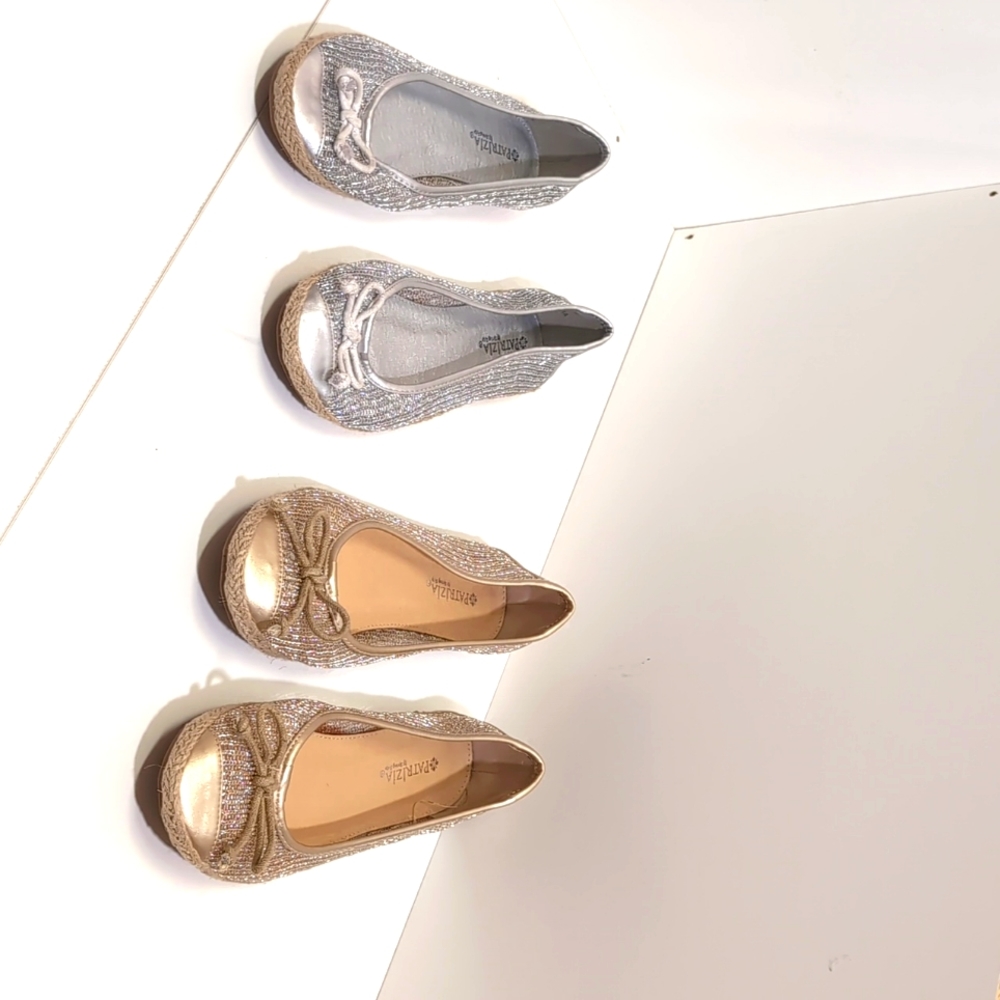 Woman new flat ahora, never usted. Color gold anda silver - size 8